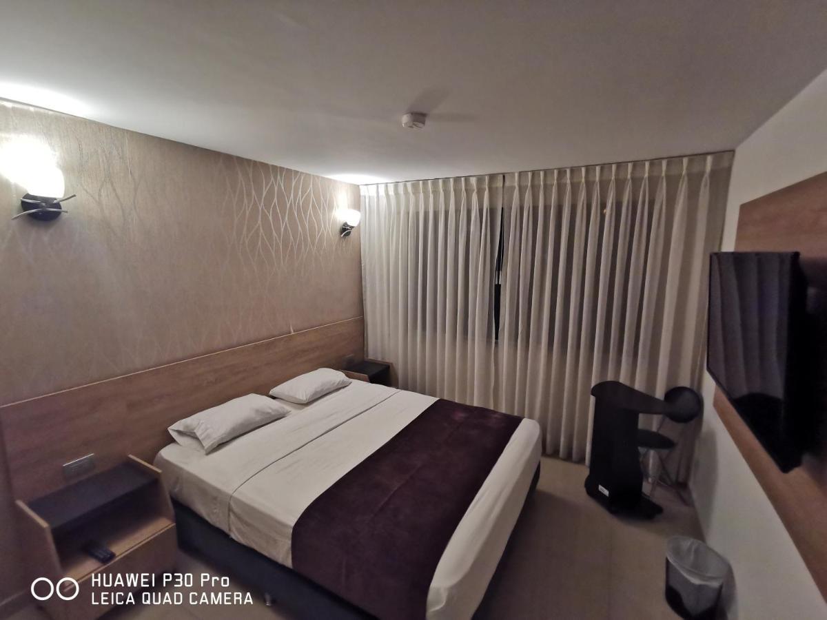 Hotel Lindsay Manizales Esterno foto